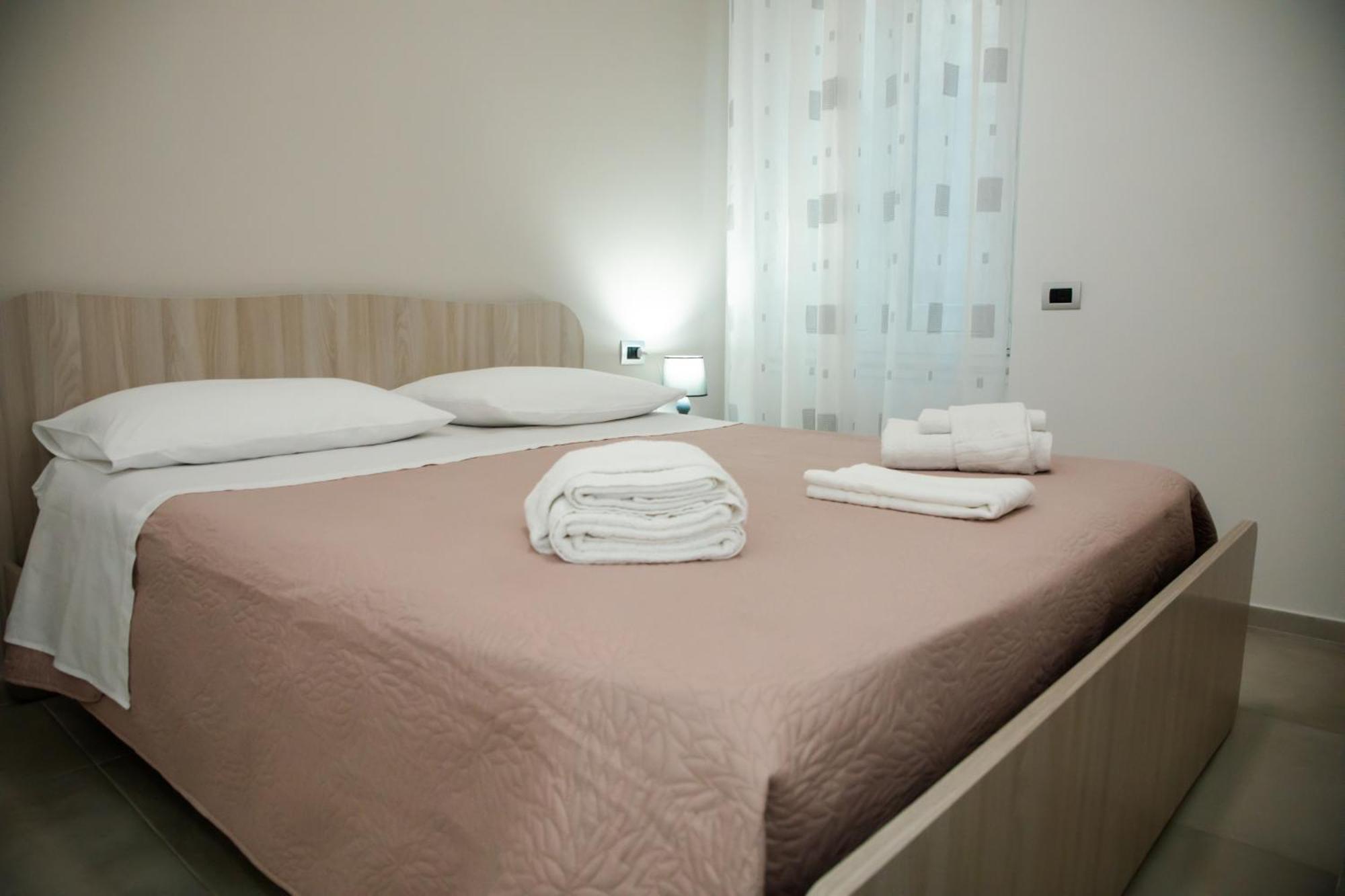 サレルノ La Bella Salernitana Bed & Breakfast エクステリア 写真